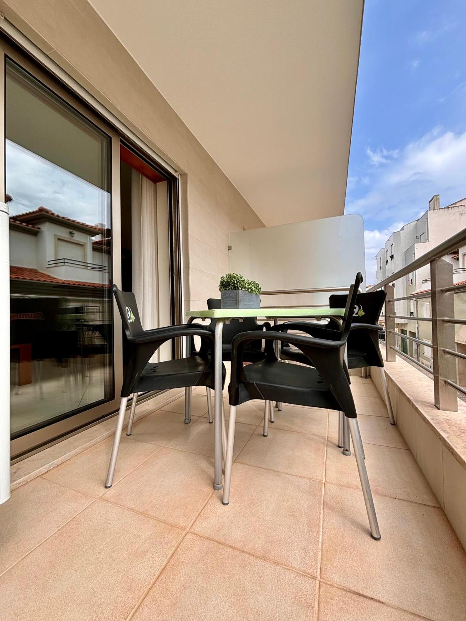 Apart. T2- Pérola do Marquês - São Martinho do Porto Exterior foto
